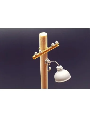 [NO_DESC] Lamps and telegraph insulators, 1/35 - Hauler HLU35113