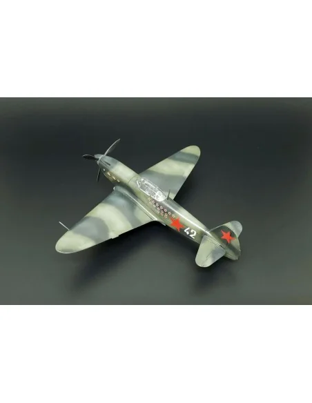 Yak-1b, 1/72 - Brengun BRP72038