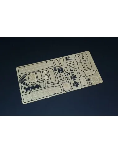 ATZ-4-131 Fuel Bowser (ICM-Omega-K kit), 1/72 - Hauler HLH72105