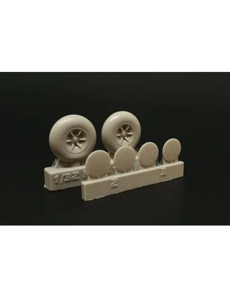 [NO_DESC] Ki-43 Hayabusa Wheels, 1/32 - Brengun BRL32041