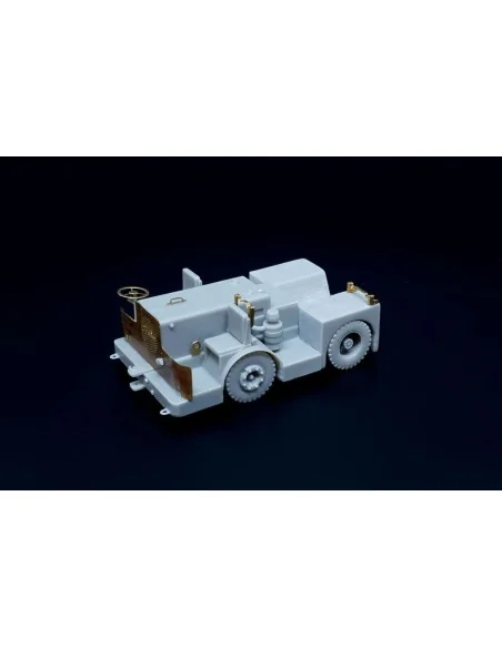 UK Tugmaster tractor, 1/48 - Brengun BRS72019
