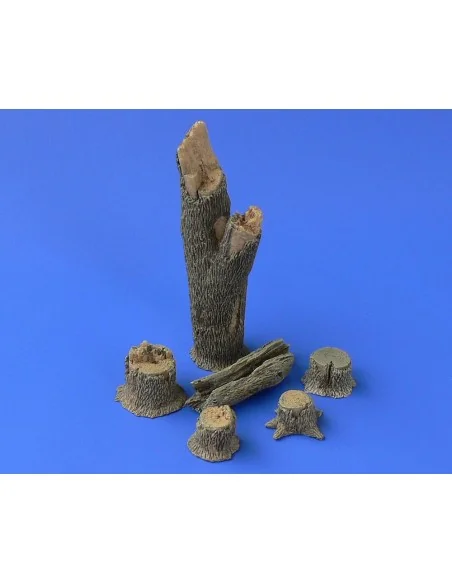 TREE TRUNKS and STUMPS, 1/48 - Hauler HLX48399