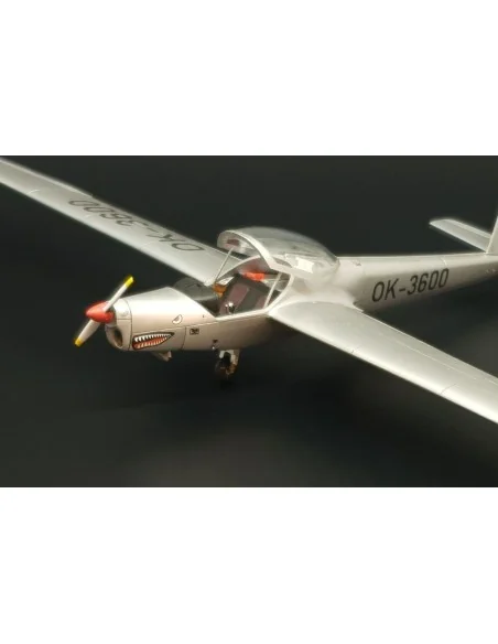 L-13SE VIVAT AKVY, 1/48 - Brengun BRP48010