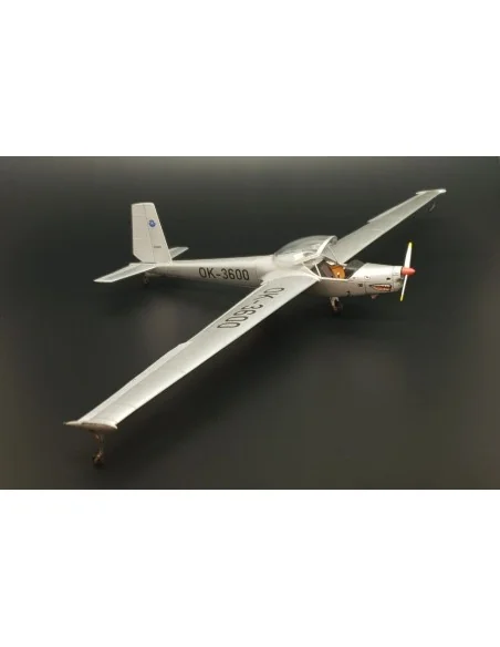 L-13SE VIVAT AKVY, 1/48 - Brengun BRP48010
