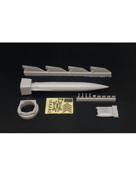 German rocket V-2/A4, 1/120 - Hauler HTT120097