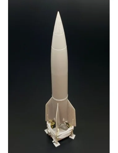 German rocket V-2/A4, 1/120 - Hauler HTT120097