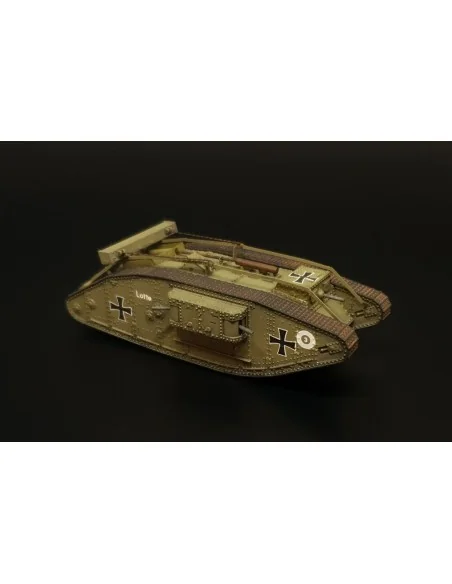 Mark IV Female, 1/120 - Hauler HTT120101