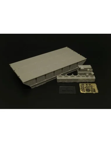US Navy Seabees NL pontoon barge, 1/144 - Brengun BRS144075