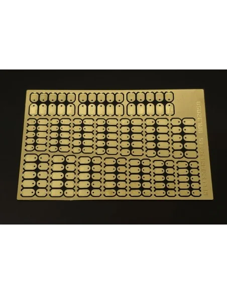 Inspection plates-round rectangular, 1/32 - Brengun BRL32058
