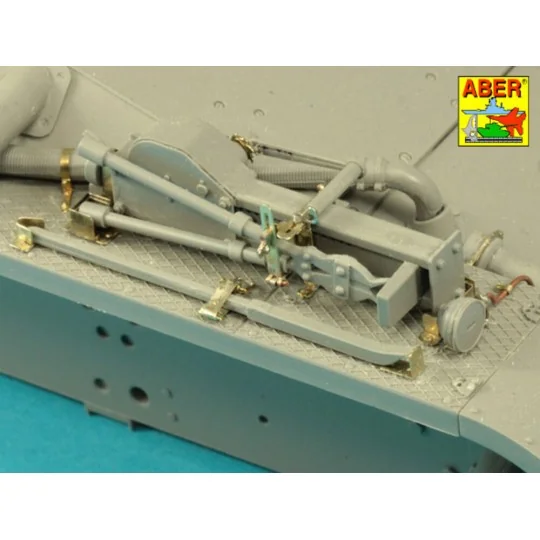 Pz.Kpfw. I, Ausf.A/B (Sd.Kfz. 101) Tool & Equipment holders - Aber ...