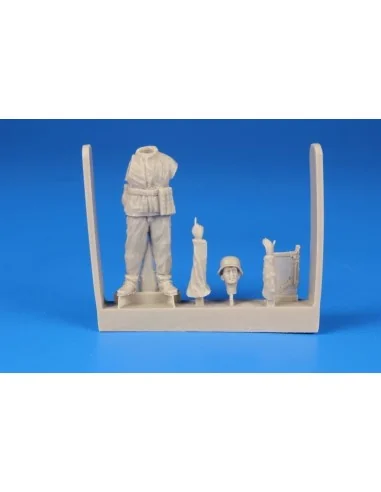 German WWII Solider-the Ardennes 1944, 1/48 - CMK 129-F48296