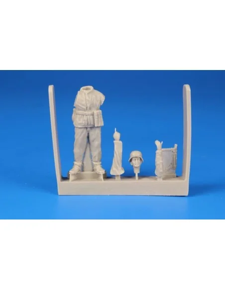 German WWII Solider-the Ardennes 1944, 1/48 - CMK 129-F48296