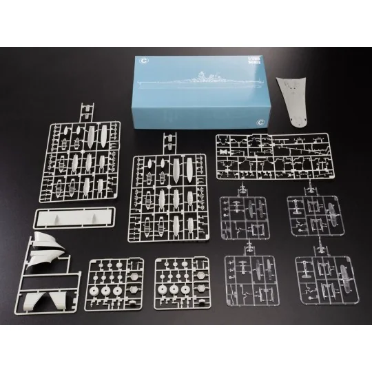 YAMATO Battleship PREMIUM, 1/200 - Glow2B Modellbau 5058052000