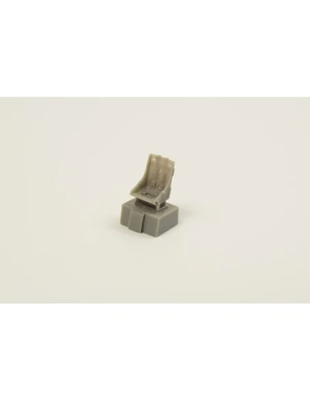 [NO_DESC] P-40N-5 through N-40 Seat w. Belts f.SH, 1/72 - CMK 129-Q...