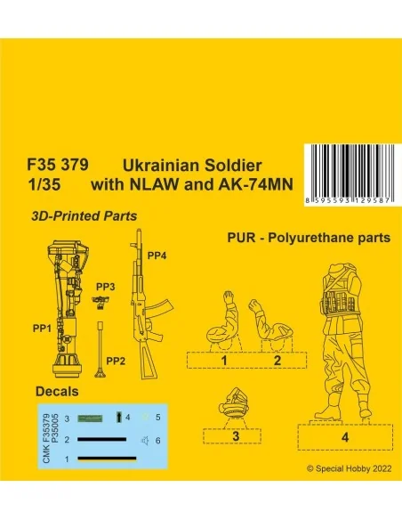 Ukranian Soldier with NLAW and AK-74MN, 1/35 - CMK 129-F35379