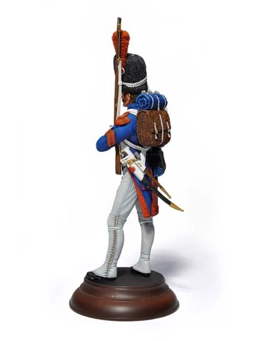 Imperial Guard French Grenadier. Napoleonic Wars, 1/16 - MiniArt 16017