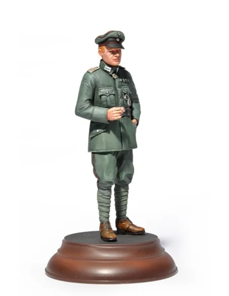 Ernst Udet. WW1 Flying Ace, 1/16 - MiniArt 16030