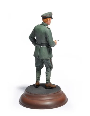 Ernst Udet. WW1 Flying Ace, 1/16 - MiniArt 16030