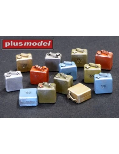 British canisters mediterranean, 1/35 - Plus model DP3010