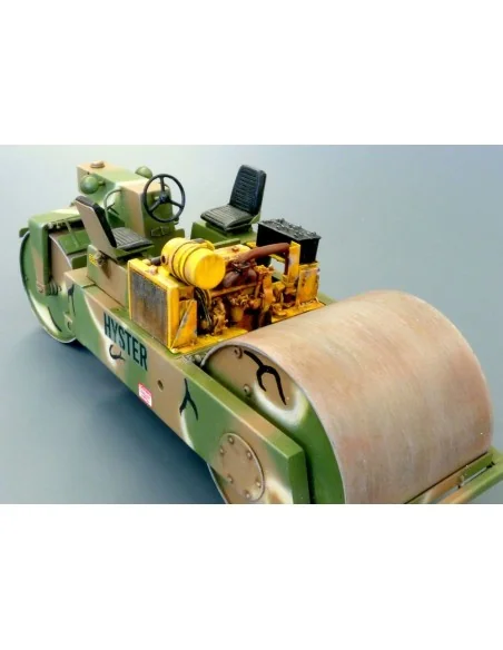 [NO_DESC] U.S.Road roller, 1/35 - Plus model 467