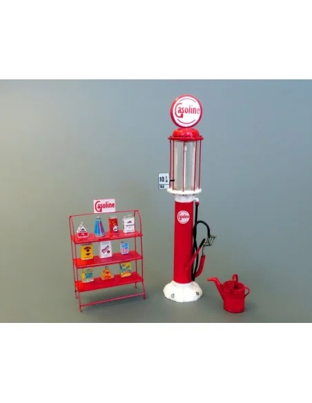 [NO_DESC] Gasoline stand, 1/35 - Plus model 511