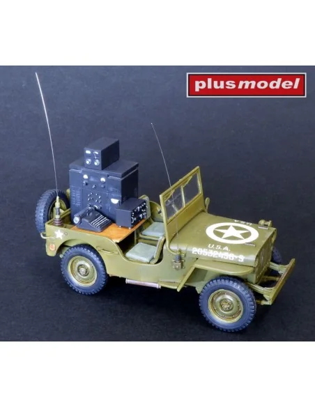 Jeep with radio equipment, 1/35 - Plus model 565