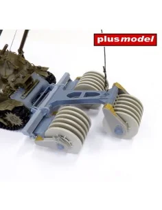 T1E1 US Mine exploder for Sherman – Italeri, 1/35 - Plus model 599 2