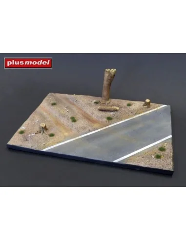[NO_DESC] Display base - Cobblestone street wit tram tracks, 1/35 -...