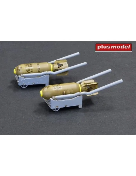 Hand Bomb cart Mk.I, 1/32 - Plus model AL3021