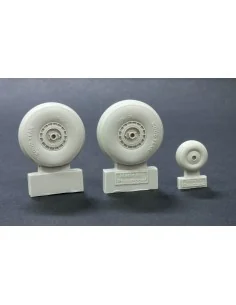 C-47 Skytrain wheels without cover, 1/48 - Plus model AL4068