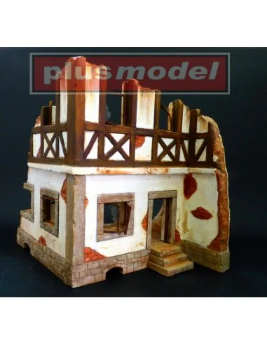 [NO_DESC] Deutsches Fachwerkhaus-Ruine, 1/35 - Plus model 47