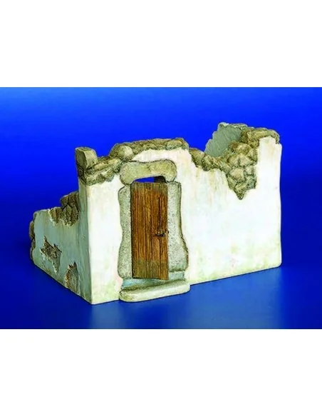 Osteuropäische Ruine, 1/35 - Plus model 209