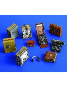 Deutsche Empfänger und Enigma Schiffriermaschine, 1/35 - Plus model...