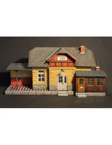 [NO_DESC] Bahnhof, 1/35 - Plus model 368