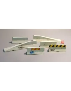 Straßensperren - kurz, 1/35 - Plus model 372