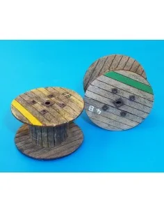 Cable reels - big, 1/48 - Plus model 4050
