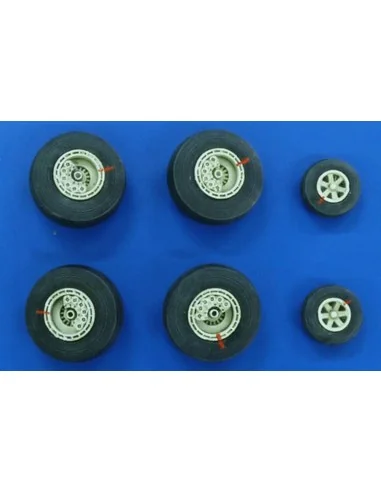 Wheels for EC-121 Warning Star, 1/72 - Plus model AL7027