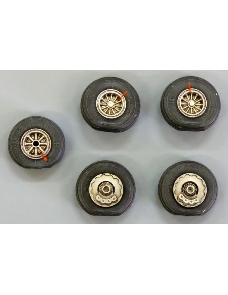 [NO_DESC] Wheels for DC-6/C-118, 1/72 - Plus model AL7030