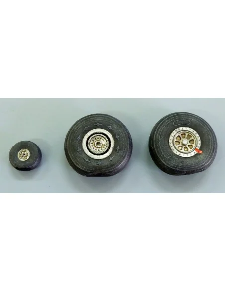 Wheels for C-46 Commando, 1/72 - Plus model AL7034