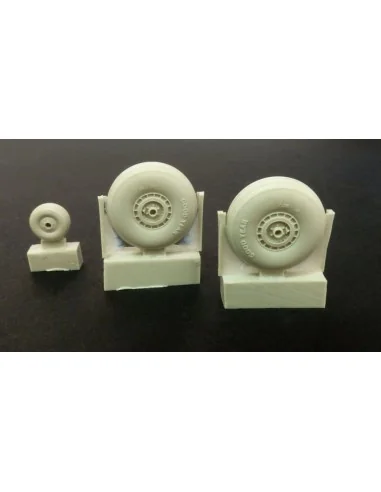 C-47 Skytrain wheels without cover, 1/72 - Plus model AL7045