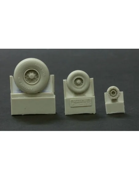 P-3 Orion wheels, 1/72 - Plus model AL7053