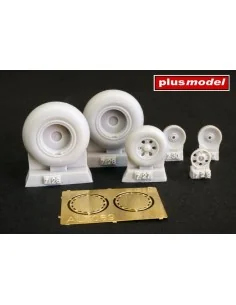 B-24 Liberator wheels early, 1/72 - Plus model AL7069