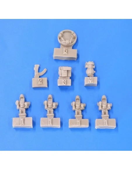 Bomb and gun sights for B-29 Superfortress, 1/72 - Plus model AL7074