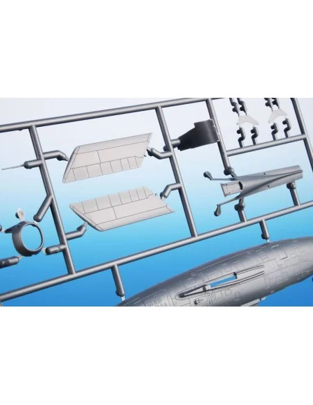 F-84F Thunderstreak ‘US Swept-wing Thunder’, 1/72 - Special Hobby 1...