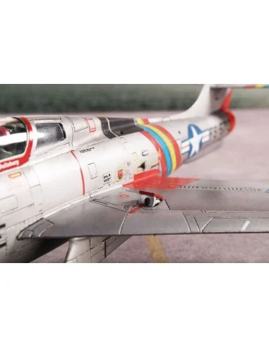 F-84F Thunderstreak ‘US Swept-wing Thunder’, 1/72 - Special Hobby 1...