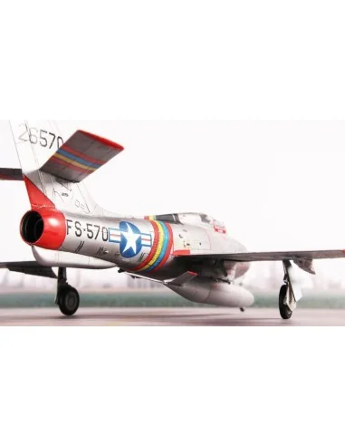 F-84F Thunderstreak ‘US Swept-wing Thunder’, 1/72 - Special Hobby 1...