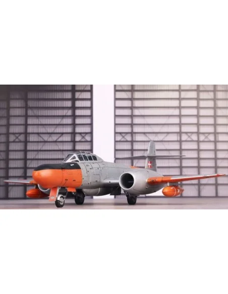 Gloster Meteor TT Mk.20, 1/72 - Special Hobby 100-SH72487