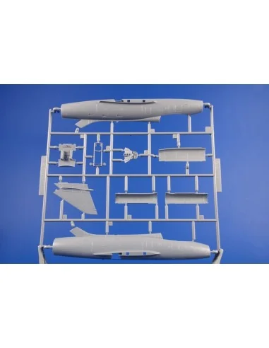 SMB-2 Super Mystere Duo Pack & Book, 1/72 - Special Hobby 100-SH72417