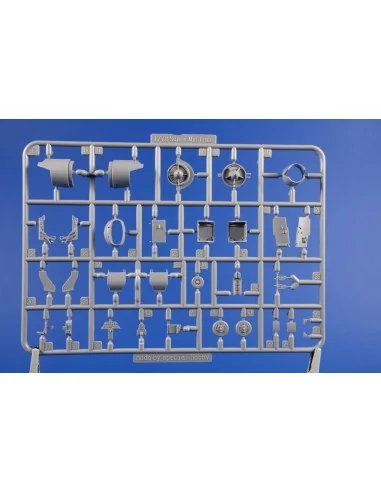 SMB-2 Super Mystere Duo Pack & Book, 1/72 - Special Hobby 100-SH72417