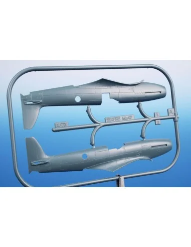 Seafire FR MK.47 ‘The Last Royal Navy Propeller Fighter’, 1/72 - Sp...